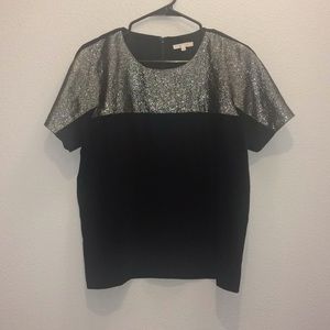 SALE! HYPR BLACK AND SILVER TOP SIZE LARGE